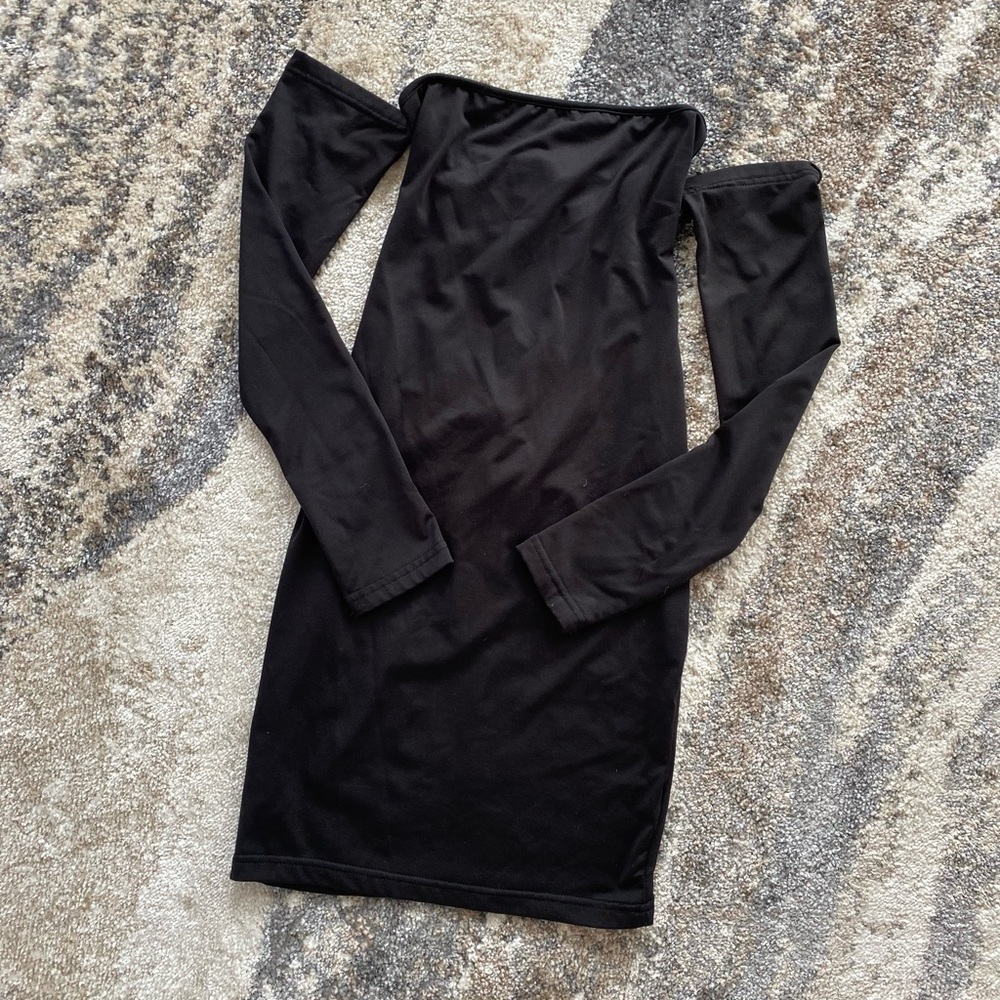 Black bodycon mini dress with sleeves